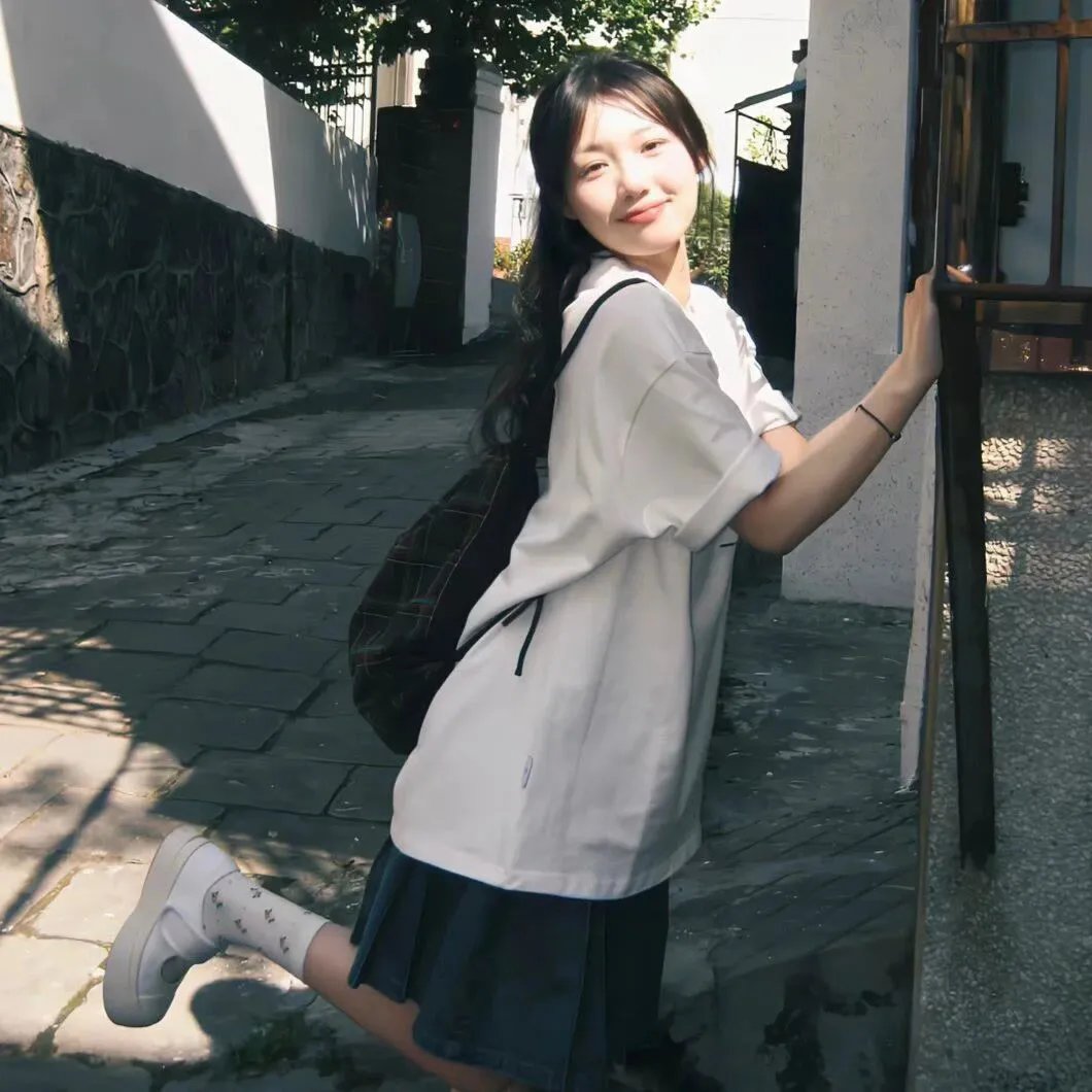 作品海报