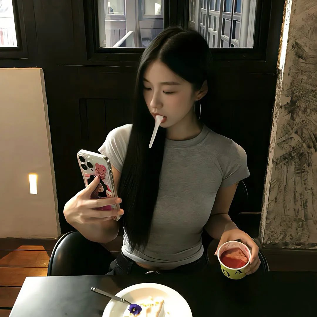 绚烂一刻海报背景